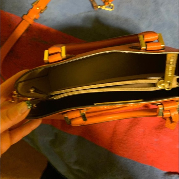 Michael Kors handbag - Picture 3 of 5